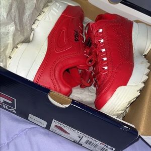 Fila Disruptor II Premium Red; Size Youth 4, Can Fit Women’s Size: 6